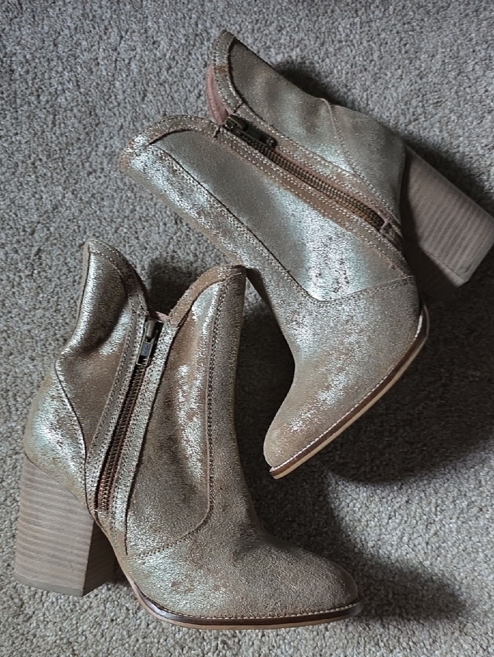 Seychelles Shimmering Silver Boots Size 7 Anthropologie Worn Once